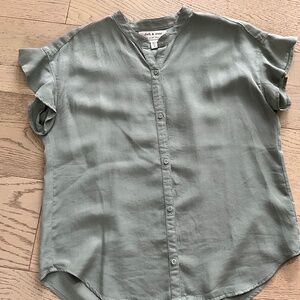cloth & stone Sage Green Button-Front Short Sleeve Blouse